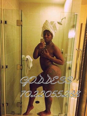, 22  female escort, Montgomery