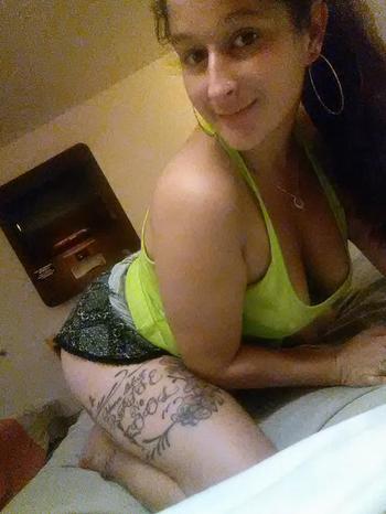 , 23  female escort, Montgomery